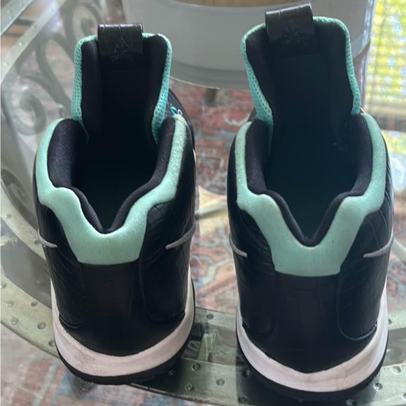 Nike Kylie - Picture 12 of 12